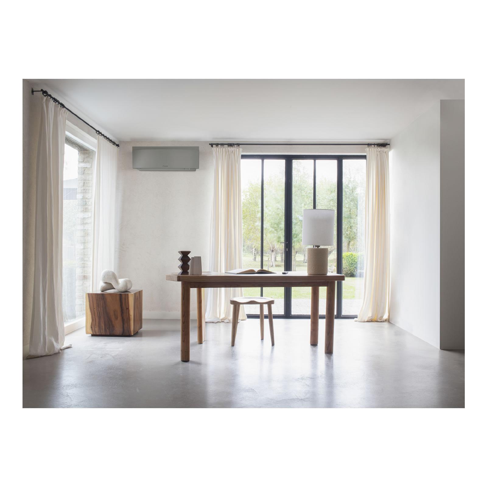 Daıkın 9.000 Btu Emura III Duvar Tipi R-32 Gazlı Inverter Klima (Gri) 