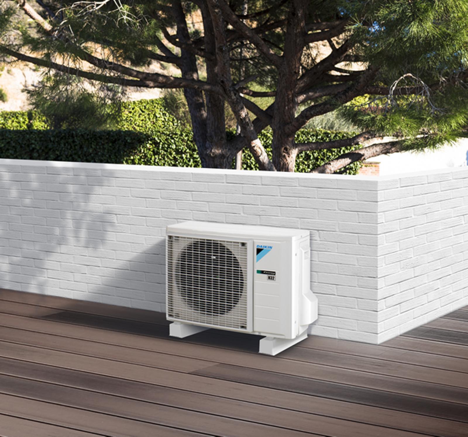 Daıkın 18.000 Btu Stylish Serisi Duvar Tipi R-32 Gazlı Inverter Klima (Siyah) 